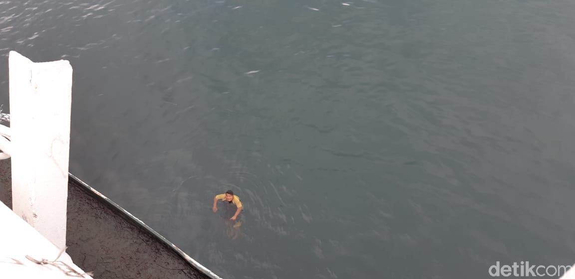 Suasana sepi di Pelabuhan Ketapang, Selasa (30/3/2021)