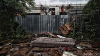 Diketahui, lapak pedagang yang berada di kawasan tersebut ditertibkan karena terdampak pembangunan Jakarta International Stadium (JIS).