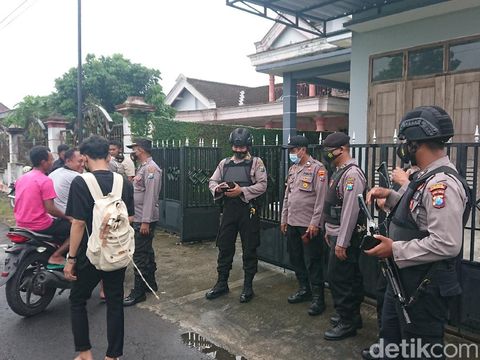 teroris di tulungagung