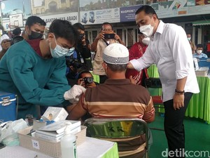 555.649 Warga Surabaya Sudah Divaksin