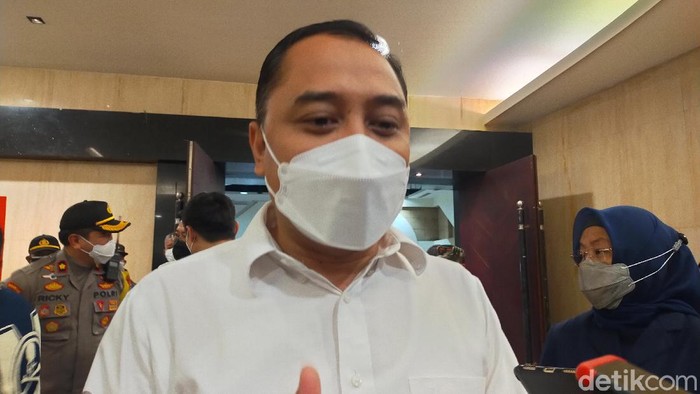 Wali Kota Surabaya Eri Cahyadi sudah meneken perubahan Perwali terkait relaksasi Rekreasi Hiburan Umum (RHU). Dengan begitu, bioskop bisa buka kembali.