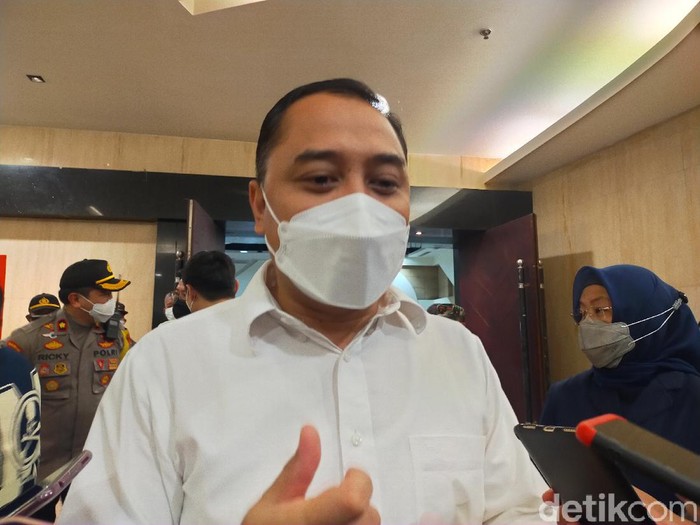 Wali Kota Surabaya Eri Cahyadi sudah meneken perubahan Perwali terkait relaksasi Rekreasi Hiburan Umum (RHU). Dengan begitu, bioskop bisa buka kembali.