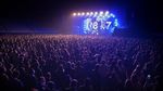 Masih Pandemi, Ribuan Orang Nonton Konser Musik di Barcelona