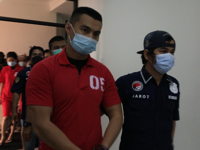 Agung Saga  ditangkap