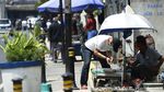 Asa Pedagang Batu Akik Bertahan di Tengah Pandemi