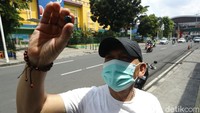 Diketahui banyak penjual batu akik yang beralih ke pekerjaan lain.  