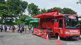 Bus Makan Gratis Indowareg Salurkan 9.600 Nasi Kotak Saat Pandemi COVID-19