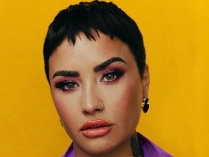 Jadi Non Biner, Demi Lovato Ingin Dipanggil dengan Kata Ganti Perempuan Lagi