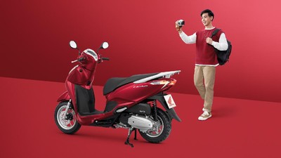 PCX 160 Kalah! Ini Honda Lead 125 yang Bagasinya Muat 2 Helm