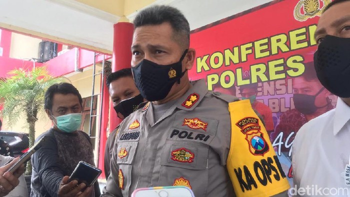 Kapolres Blitar AKBP Leonard Sinambela