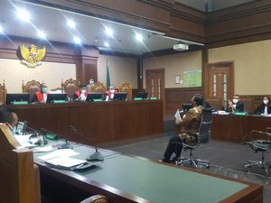 Di Pleidoi, Rizal Djalil Pamer Capaian Karier hingga Jadi Ketua BPK