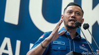 Sebelumnya, pemerintah menolak pendaftaran hasil kongres luar biasa (KLB) PD hingga kepengurusan kubu Moeldoko. Menkum HAM Yasonna Laoly menyebut tak mungkin lagi memproses pendaftaran hasil KLB. (Foto: Andhika/detikcom)