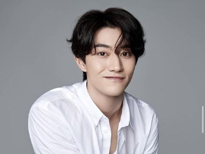 Transformasi Kwak Dong Yeon, Kini Pamer Tubuh Penuh Tato