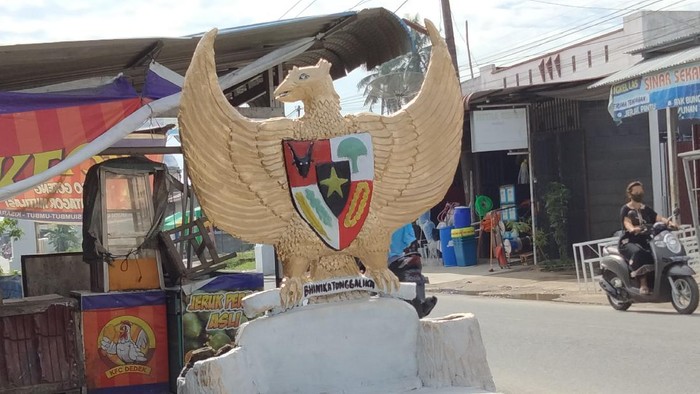 Patung Burung Garuda usai dicat ulang (Perdana-detikcom)