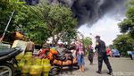 Pabrik Plastik di Surabaya Terkabar