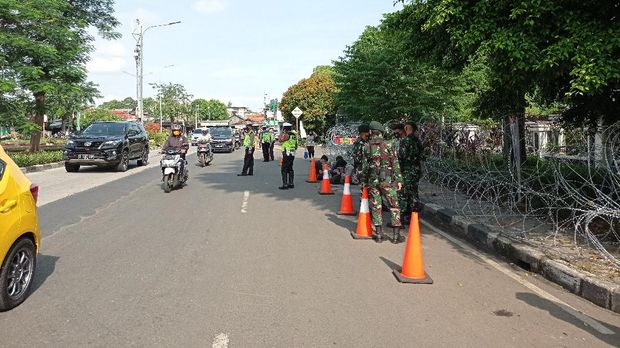Pengamanan Sidang Habib Rizieq di PN Jaktim