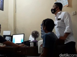 Kena! Maling HP di Masjid Agung Tasikmalaya Terekam CCTV