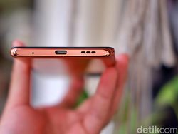 Unboxing Xiaomi Redmi Note 10 Pro, Usung Kamera 108 MP dan Layar AMOLED