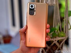 Unboxing Xiaomi Redmi Note 10 Pro, Usung Kamera 108 MP dan Layar AMOLED