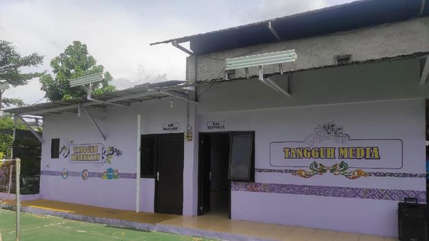 Fasilitas di Kampung Tangguh Jaya RW 15 Kelurahan Bojong Nangka, Kecamatan Kelapa Dua, Kabupaten Tangerang. Foto dirikim Kompol Awaludin.