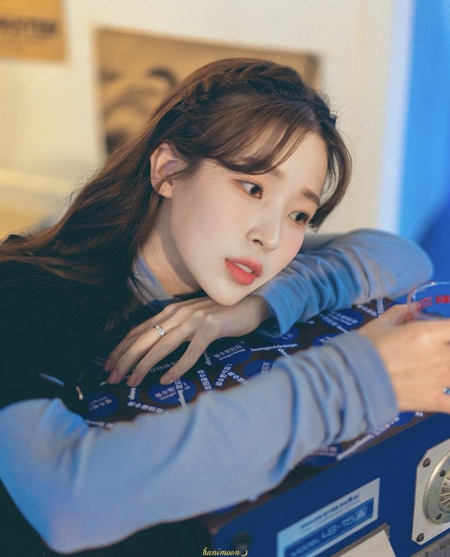 Kang Na Ra terlahir dari keluarga elit di Korea Utara. Namun, ia merasa tak bahagia dengan hidupnya, dan memilih untuk meninggalkan keluarga dan teman-temannya. Foto: dok Instagram kang_naraa