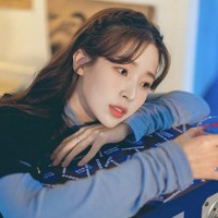 Kang Na Ra terlahir dari keluarga elit di Korea Utara. Namun, ia merasa tak bahagia dengan hidupnya, dan memilih untuk meninggalkan keluarga dan teman-temannya. Foto: dok Instagram kang_naraa