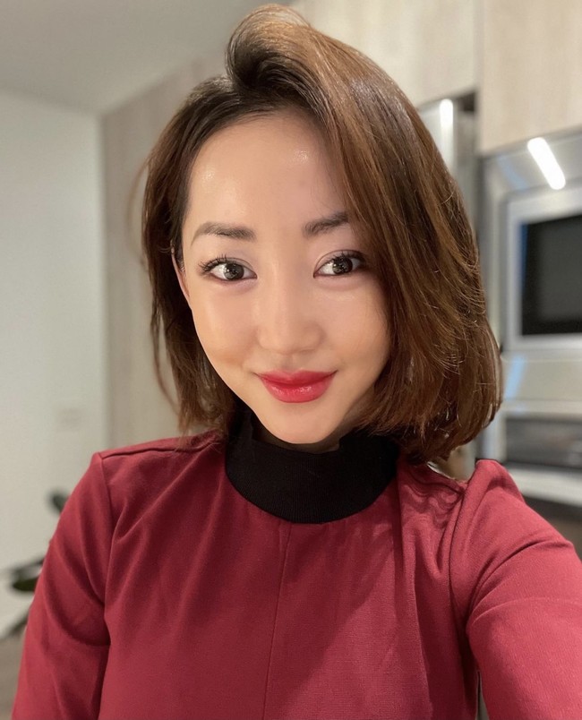 Yeonmi Park memilih kabur dari Korea Utara di umur 13 tahun, saat mengalami peristiwa kelaparan. Ia mengaku memakan capung untuk bertahan hidup. Foto: dok Instagram yeonmi_park