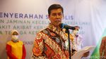 Ahli Waris Nakes yang Wafat Gegera COVID-19 Terima Santunan