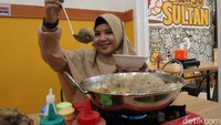 Kedai bakso ini recommended sekali untuk didatangi bersama keluarga atau teman nongkrong. Foto: detikFood/Wisma Putra
