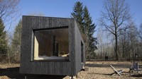 Banyak wisatawan yang memilih singgah di The Slow Cabin untuk melarikan diri dari pekerjaan dan beban lainnya.  