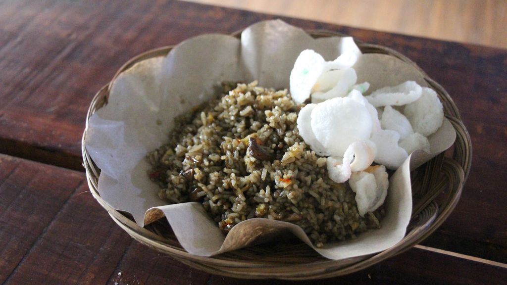 Cumicumi Pandang : Gurih Nampol! Nasi Goreng Cumi dan Crazy Rice Asians