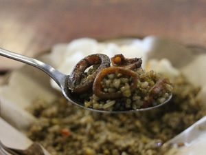 Ada Nasi Goreng Cumi dan Nasi Crazy Rich Asians Enak di Malang