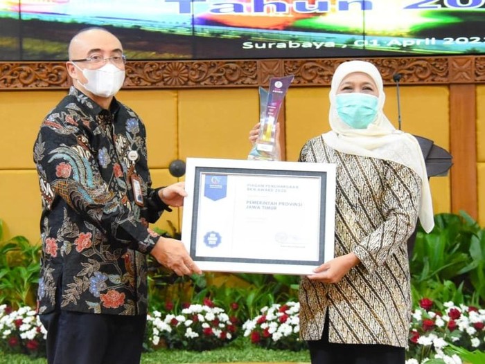 Gubernur Jawa Timur, Khofifah Indar Parawansa
