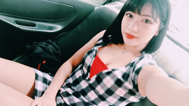 Kabar beredar bahwa Hana Kimura punya darah Indonesia. Hal itu sendiri tidak pernah diungkap sendiri oleh Hana. Namun diketahui jika ibunya Kyoko Kimura sempat menikah dengan pria Indonesia tapi bercerai. Foto: Instagram @hanadayo0903