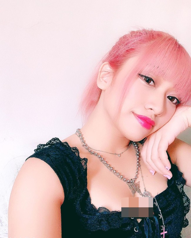 Jika dia bisa lolos dengan 9.000 yen, aku khawatir dengan angka cyberbullying akan meningkat, Ini sangat salah. Ini bukanlah keadilan, tulis netizen di Twitter.Foto: Instagram @hanadayo0903