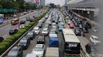 Hingga Siang Hari, Tol Dalkot Masih Macet! Ada Apa?