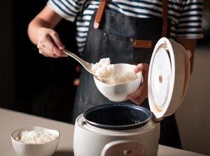 Cara Membersihkan Rice Cooker, Tips Nasi Tetap Wangi dan Tidak Cepat Basi