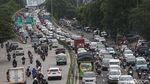 Jalan KH Abdullah Syafei Macet Parah