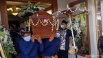 Jenazah KGPH Hadiwinoto Dilepas ke Pemakaman