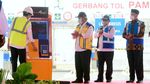 Momen Jokowi Tinjau Tol Pamulang-Serpong yang Baru Diresmikan