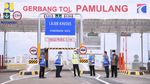 Momen Jokowi Tinjau Tol Pamulang-Serpong yang Baru Diresmikan