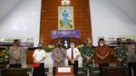 Potret Kapolri Kunjungi Gereja di Manado Pastikan Paskah Aman