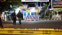 Peledak Bom di Pospol Kartasura. Rofik Asharuddin (23) meledakkan bom di Pos Polisi Kartasura, Sukoharjo, Jawa Tengah pada 2019. Ledakan bom itu terjadi di Pospol Kartasura, Sukoharjo, sekitar pukul 22.30 WIB, Senin (3/6). Bayu Ardi Isnanto/detikcom/File.