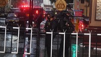 Terbaru serangan terjadi di Mabes Polri oleh Zakiah Aini pada 31 Maret 2021. ANTARA FOTO/M Adimaja.