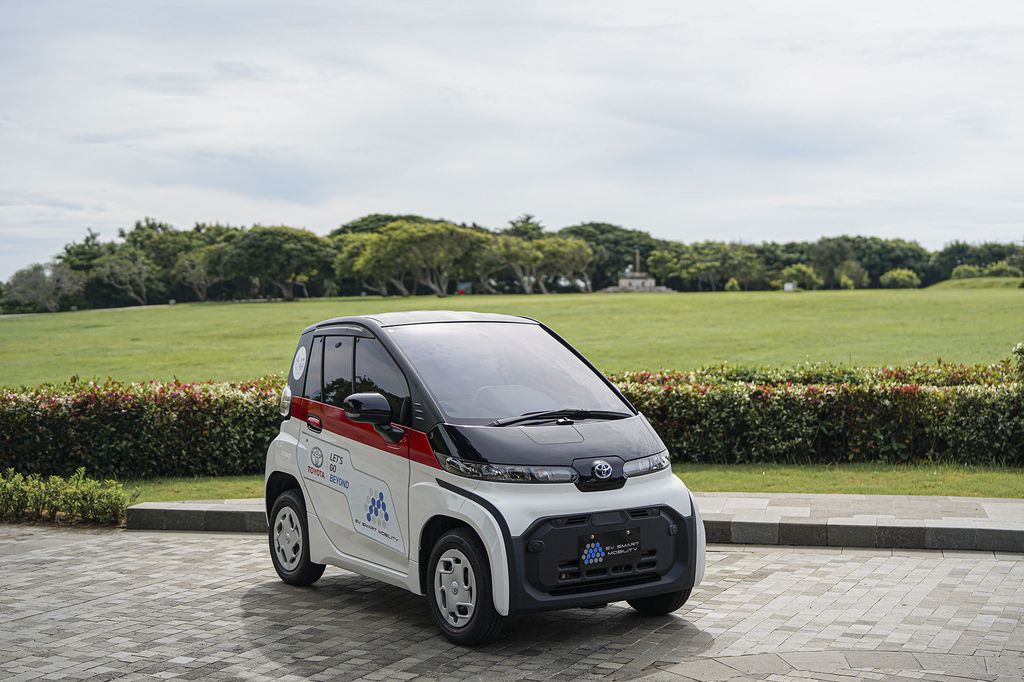 Mobil LIstrik di Bali