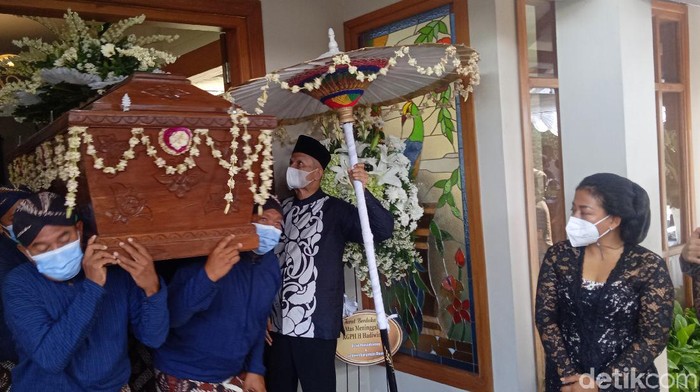 Pelepasan jenazah KGPH Hadiwinoto, Yogyakarta, Kamis (1/4/2021).