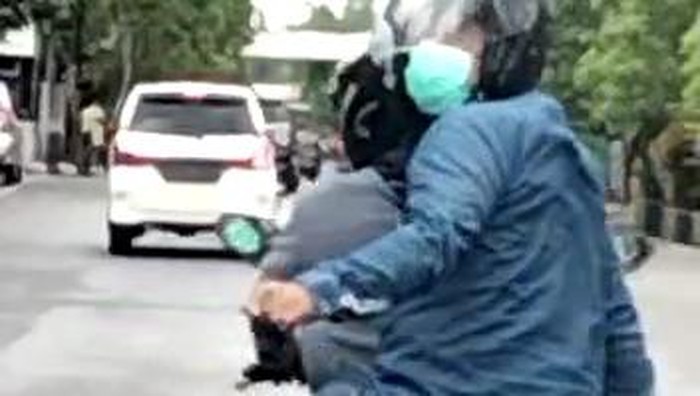 Penampakan dua perampok di Banyumas, Purwokerto, Kamis (1/4/2021).