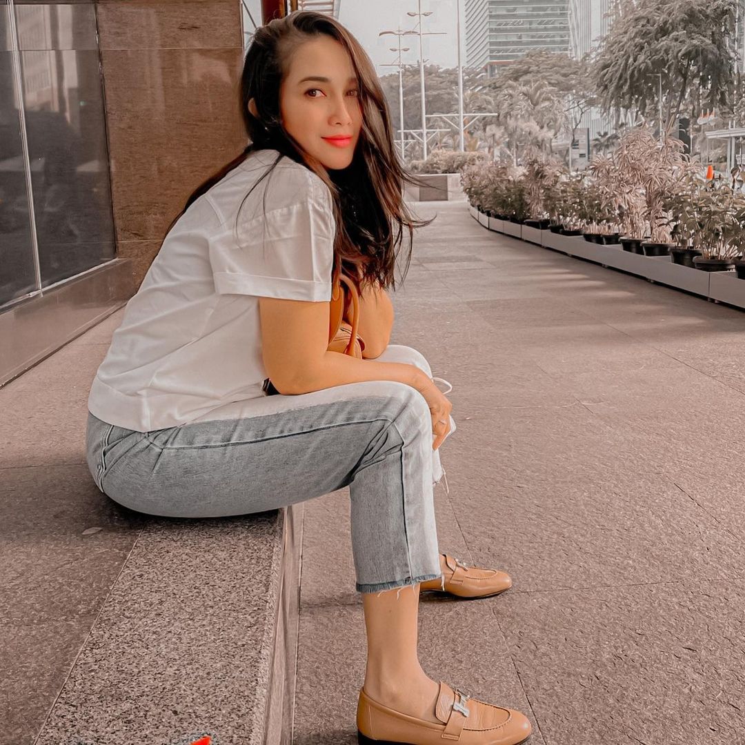 3 Tips Diet Ussy Sulistiawaty yang Berhasil Turunkan BB 19 Kg