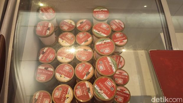 Es krim legendaris di Surabaya.