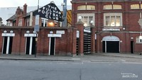 Stadion Craven Cottage, markas Fulham FC di Stevenage Road, London